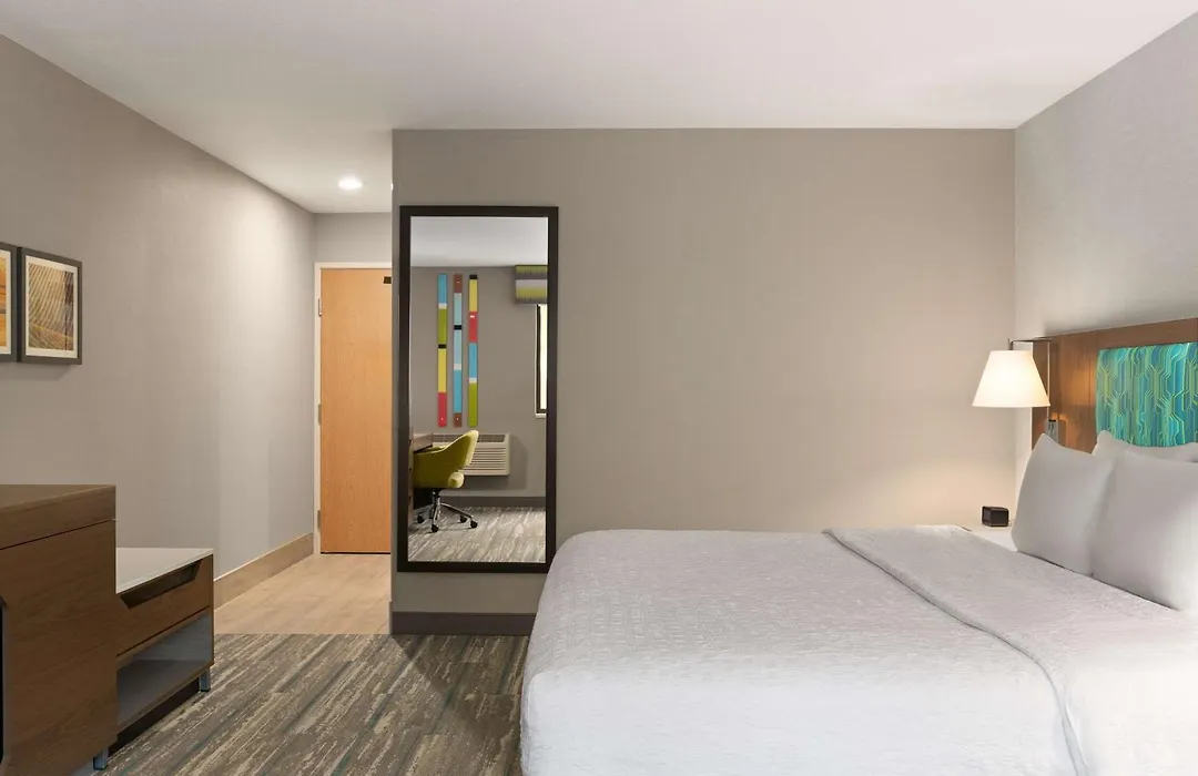 Hampton Inn Spokane Airport-1